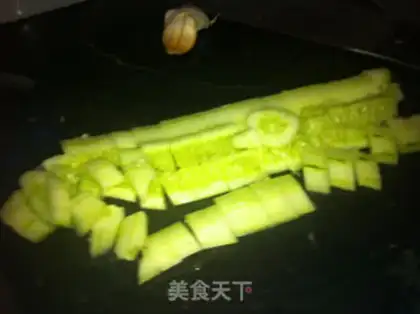 Make Knife cucumber step 2