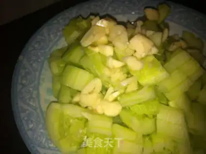 Make Knife cucumber step 3