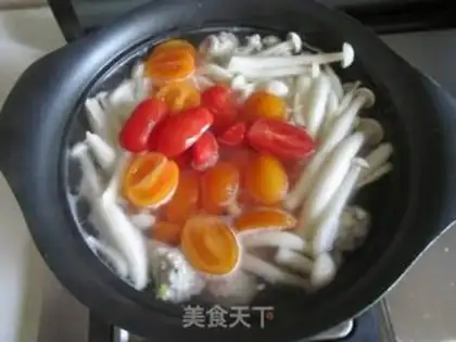 Make Mushroom tomato meatball soup step 8