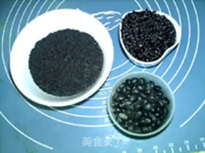 Make Three black sesame paste step 0