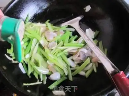 Make Celery lily shrimp step 10