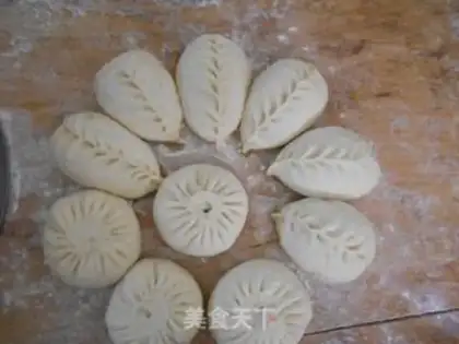 Make A cabbage bun step 4