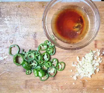 Make Sour spicy sausage powder step 2