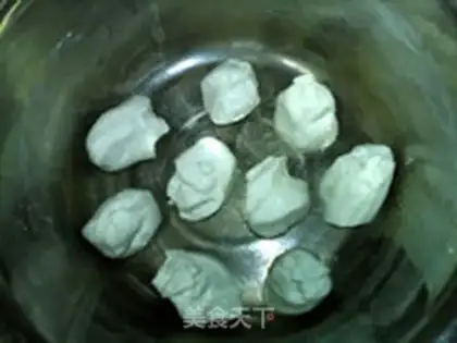 Make The soy leaves step 3