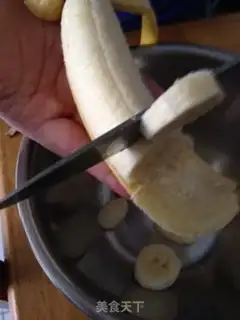 Make Low fat banana cake step 1