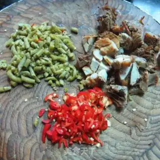 Make Sour beans, chicken step 1