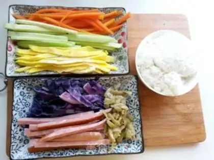 Make Sushi rolls step 4