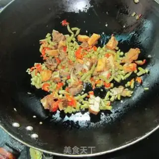 Make Sour beans, chicken step 4