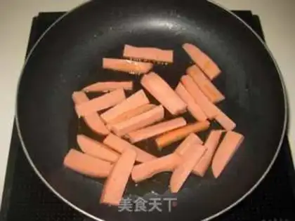 Make Garlic fried sausage step 2