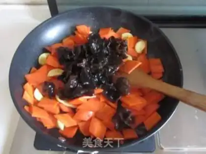 Make Carrot-mucked chicken step 5
