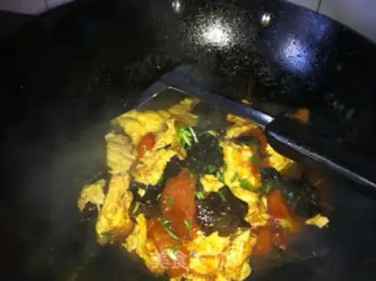 Make Tomato eggs step 3