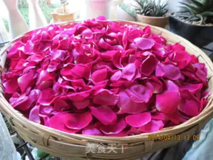 Make Rose candy step 0