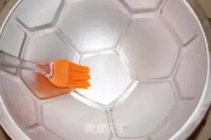 Make Football cake step 7