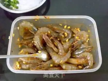 Make Spicy Shrimp step 1