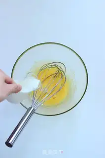 Make Vanilla waffles step 1