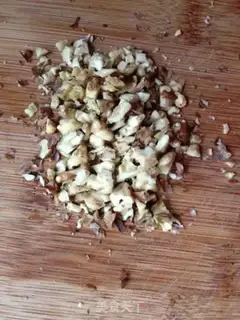 Make walnut date mud cake step 2