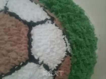 Make Football cake step 28