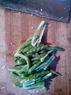 Make Green peppers and eggs step 0