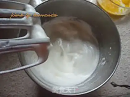 Make Strawberry roll step 3
