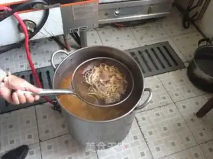Make Wing Nan Bee soup step 9
