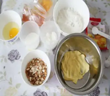 Make Almond Marphine step 1