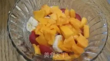 Make A thousand-island fruit salad step 2