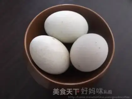 Make Cream peppers and eggs step 0