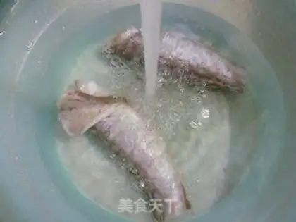 Make Spicy horsefish step 1