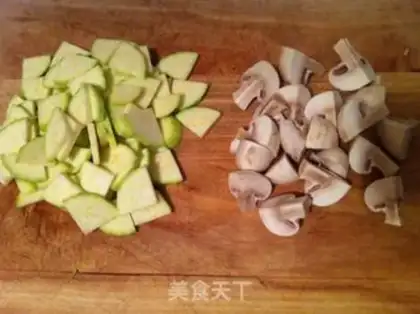 Make Double mushroom egg soup step 0