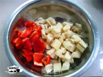 Make A grunt chicken ball step 3