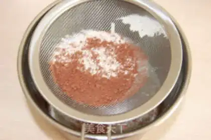 Make Four leaves for tea mousse step 1