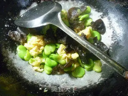 Make Scrambled eggs step 9