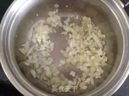 Make Homemade pizza sauce step 1