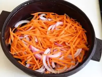 Make A chicken piece of taji sauce step 4