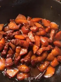 Make The green peppers, the black and white step 6