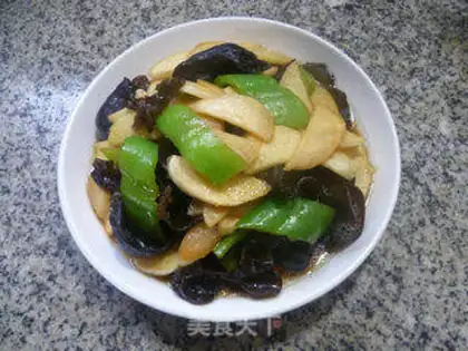 Make The green peppers, the black and white step 13
