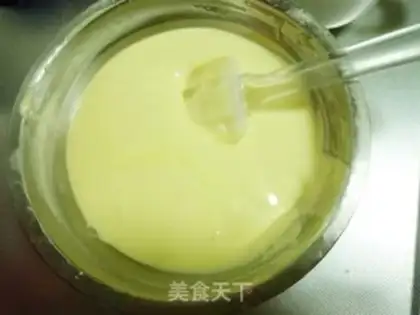 Make Carnation cake step 18