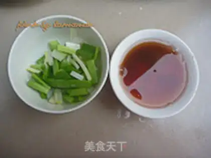 Make Tomato sauce with fish step 3