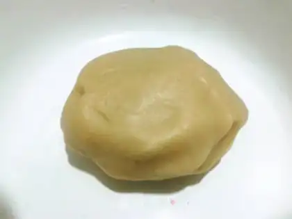 Make Less oiled pretzels step 3
