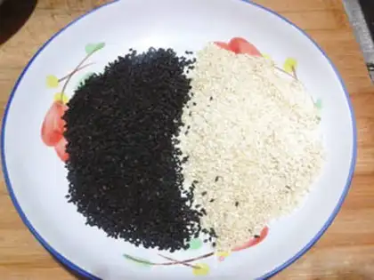 Make Less oiled pretzels step 5