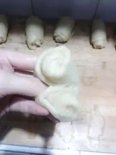 Make Less oiled pretzels step 10