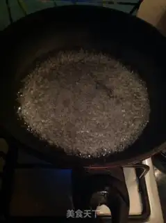 Make Pineapple ketchup fried rice step 2