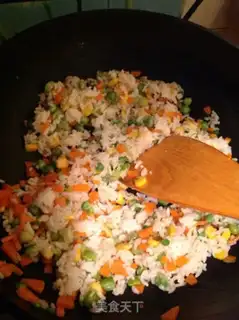 Make Pineapple ketchup fried rice step 9