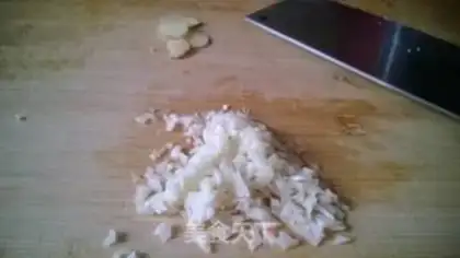 Make Garlic spinach step 1