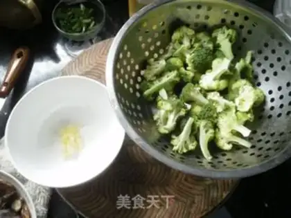 Make Orchid fried sausage step 0