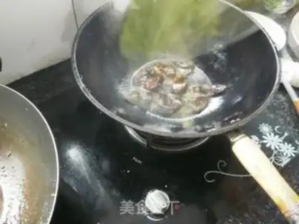 Make Orchid fried sausage step 1