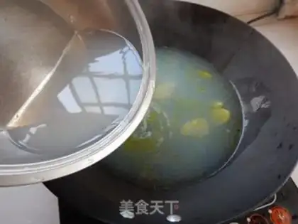 Make Flowers and melon soup step 6