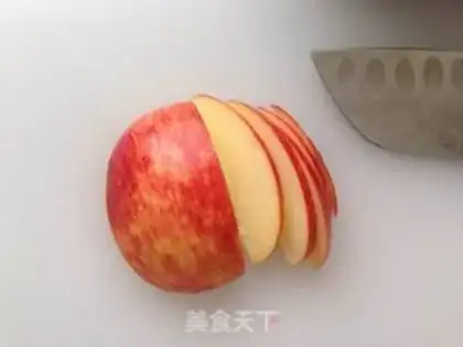 Make Tore the pork with apple salad step 14