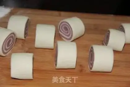 Make Potato rolls step 9