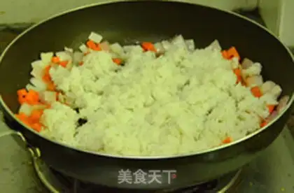 Make Cheese sauce and rice step 4